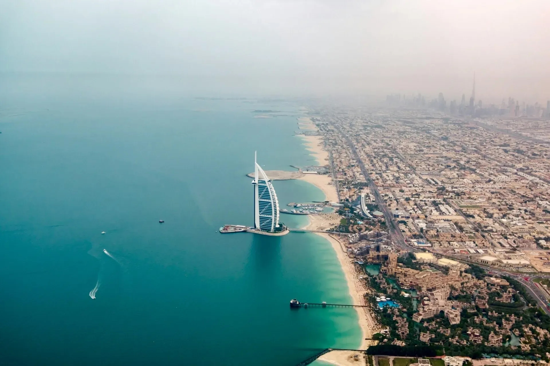 شراء العقارات في دبي: المزايا وكيفية اختيار الخيار الأفضل