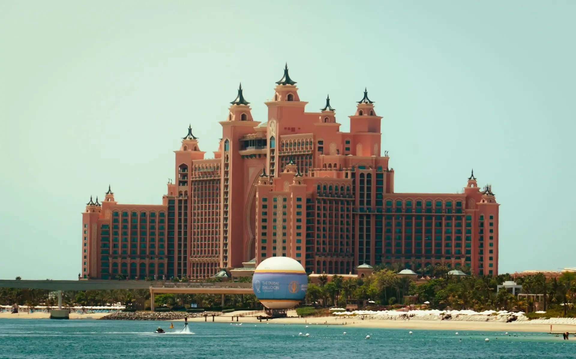 Dubai Hotel Investments (5)