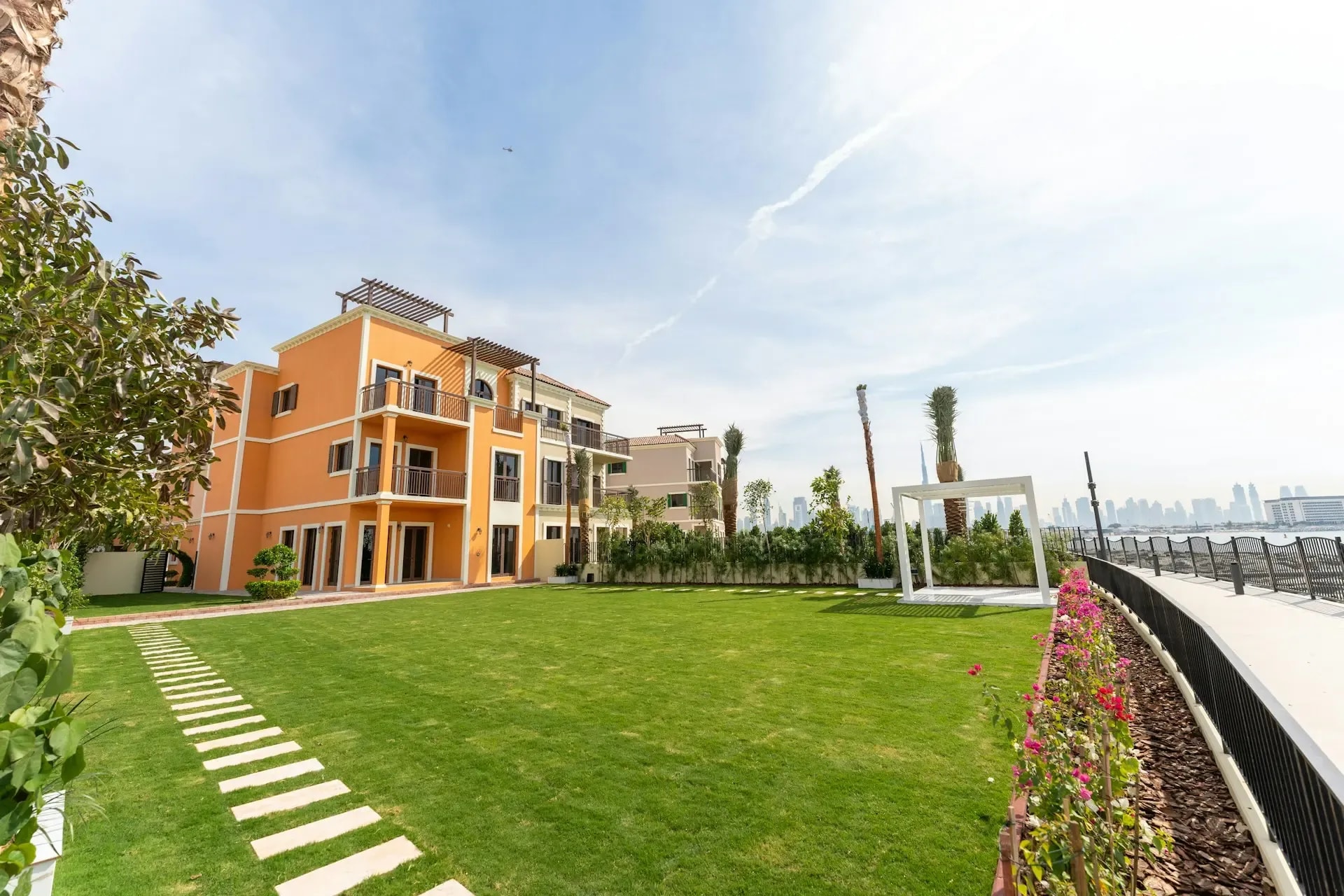 Investing in Dubai Real Estate (2)