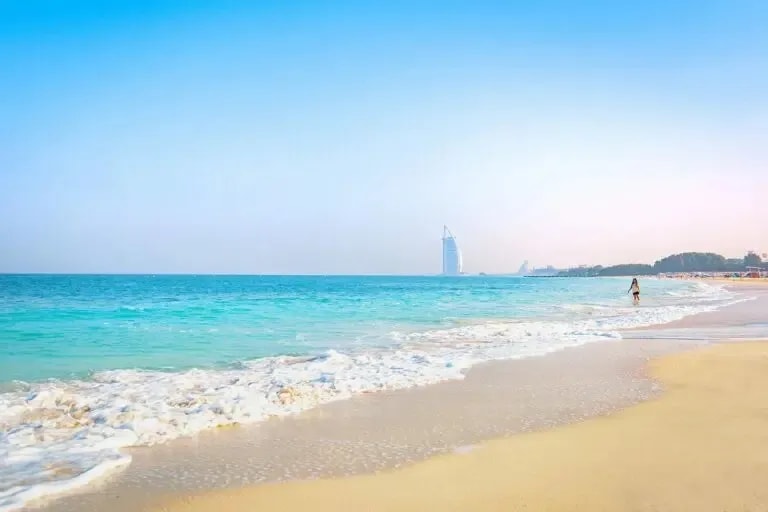 Top 5 Beaches in Dubai (2)