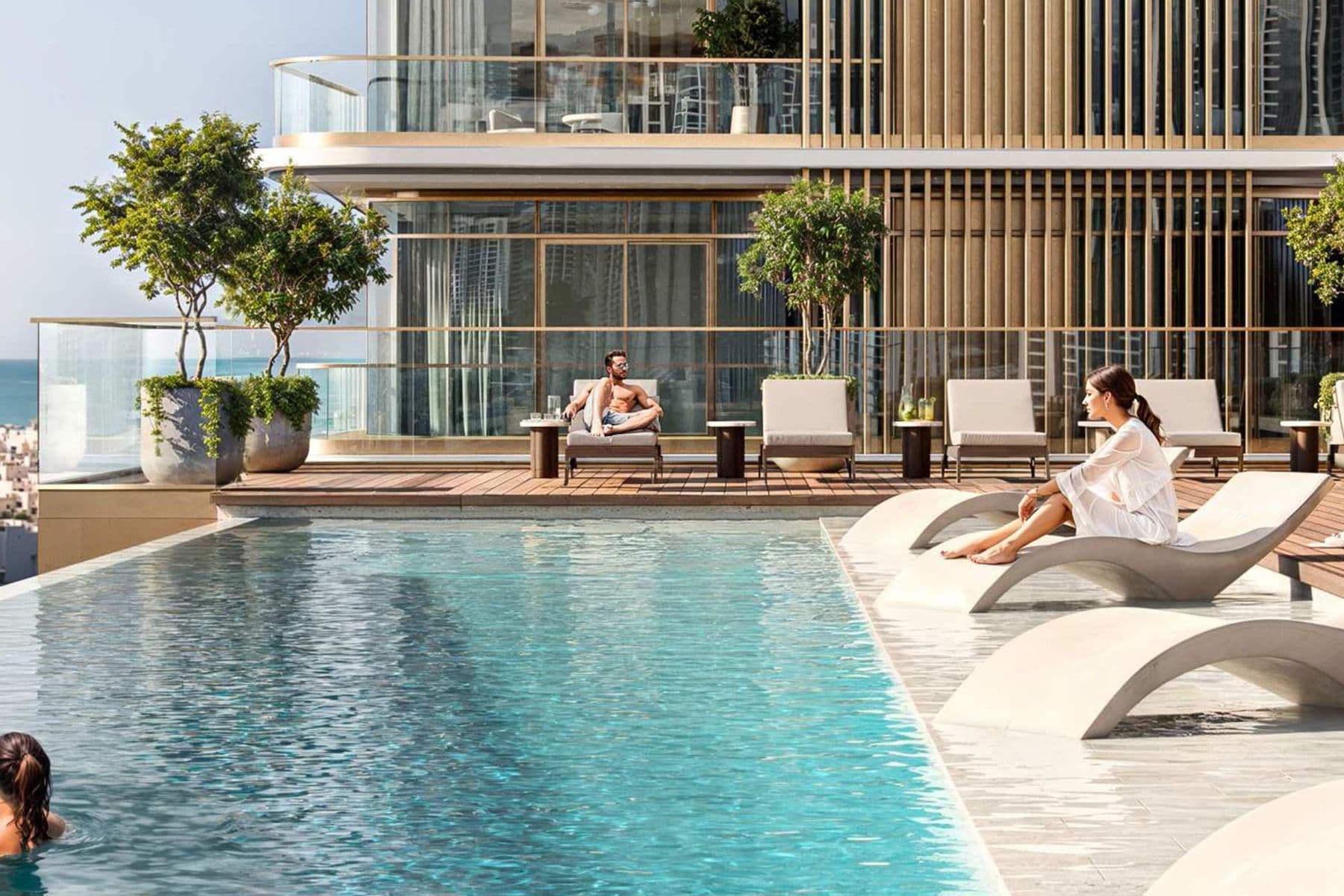 Address Grand Downtown