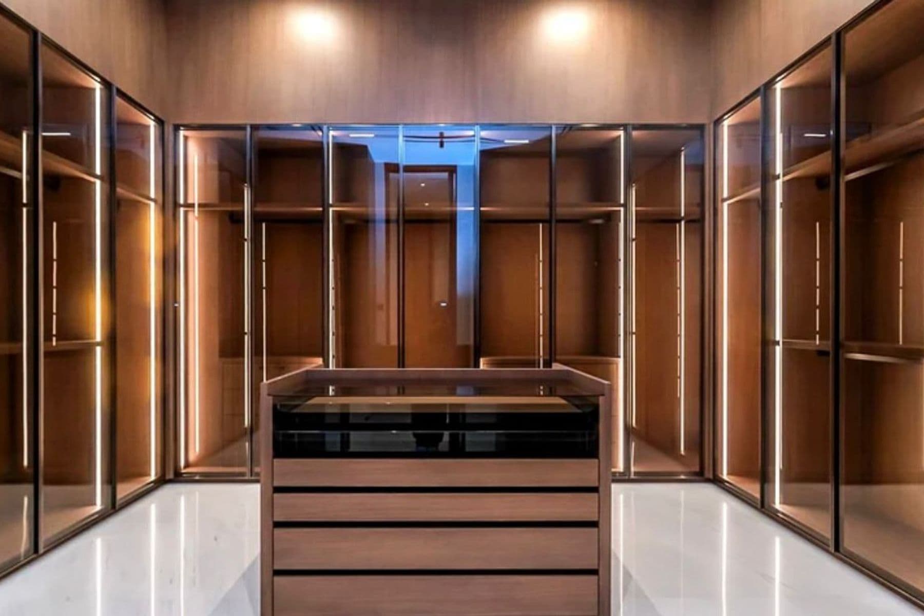 Современная вилла с 5 спальнями в La Mer South, Дубай