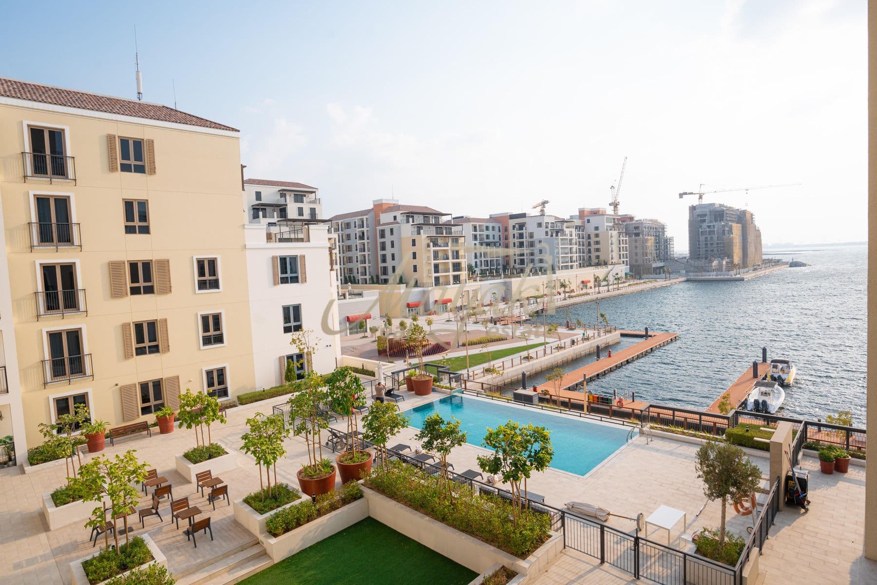 12 ЧЕКА l СЧЕТА ВКЛЮЧЕНЫ l ДОСТУПНО ЕЖЕМЕСЯЧНО l