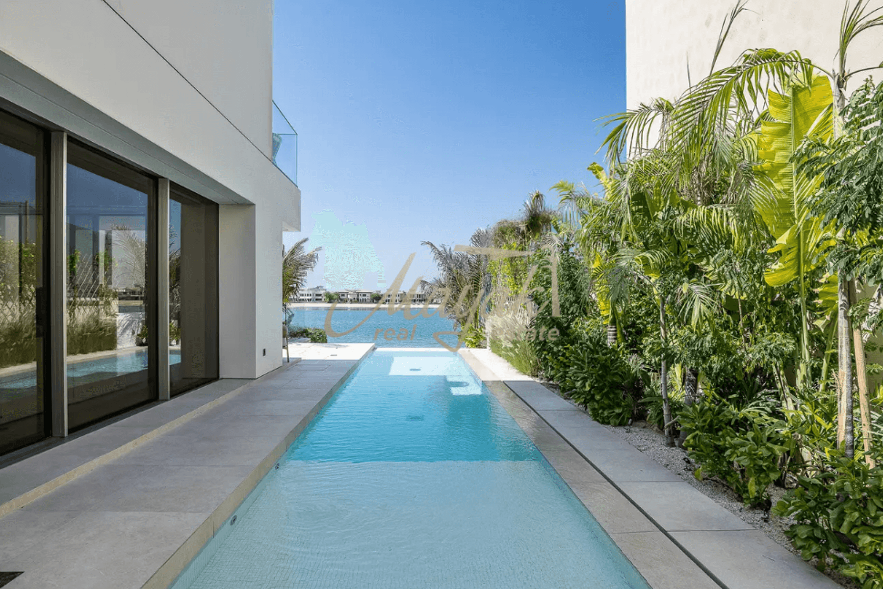 Эксклюзивная вилла, полностью обновленная, с видом на закат