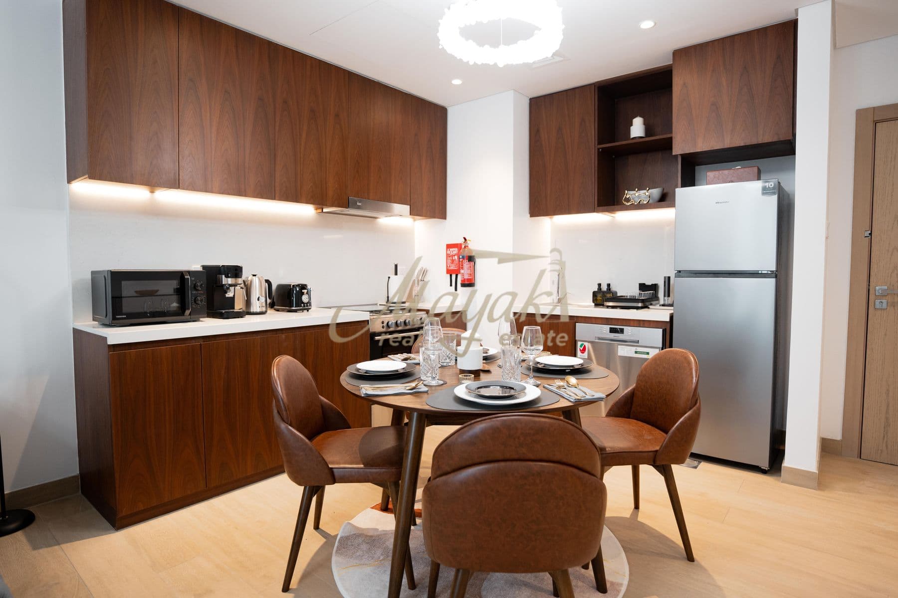 12 ЧЕКА l СЧЕТА ВКЛЮЧЕНЫ l ДОСТУПНО ЕЖЕМЕСЯЧНО l