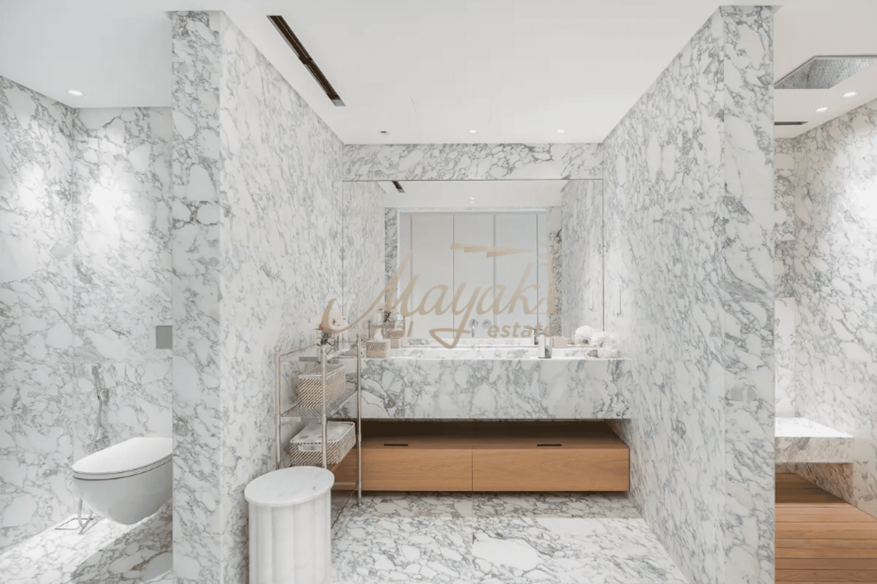 Эксклюзивная вилла, полностью обновленная, с видом на закат