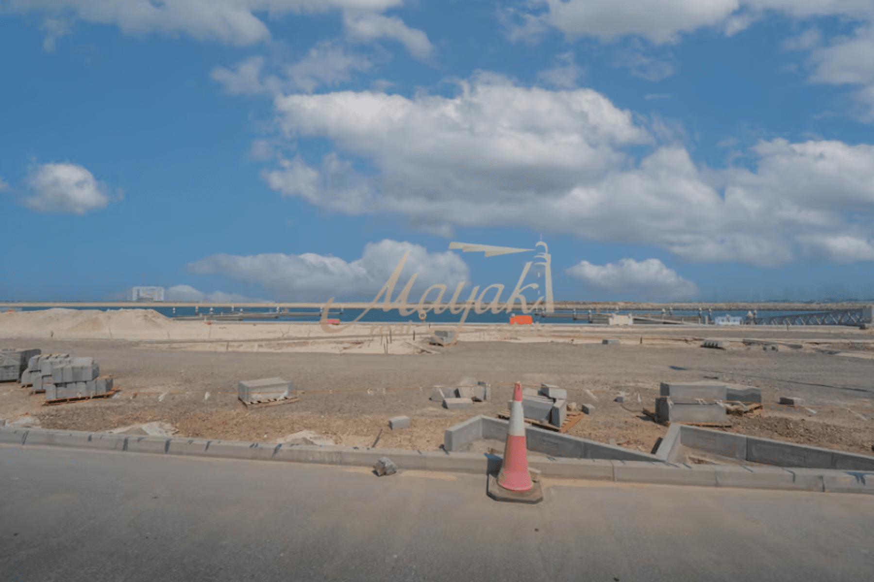 Редкий участок под строительство отеля на набережной в Dubai Islands N12