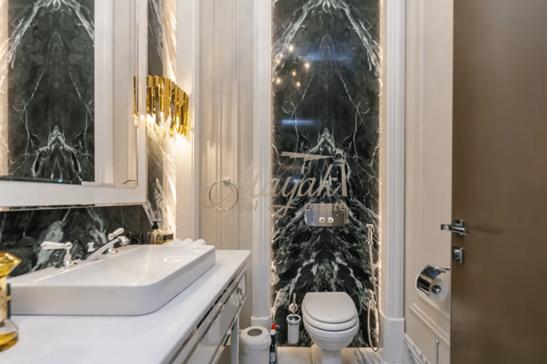 Вилла на продажу в XXII Carat, Palm Jumeirah