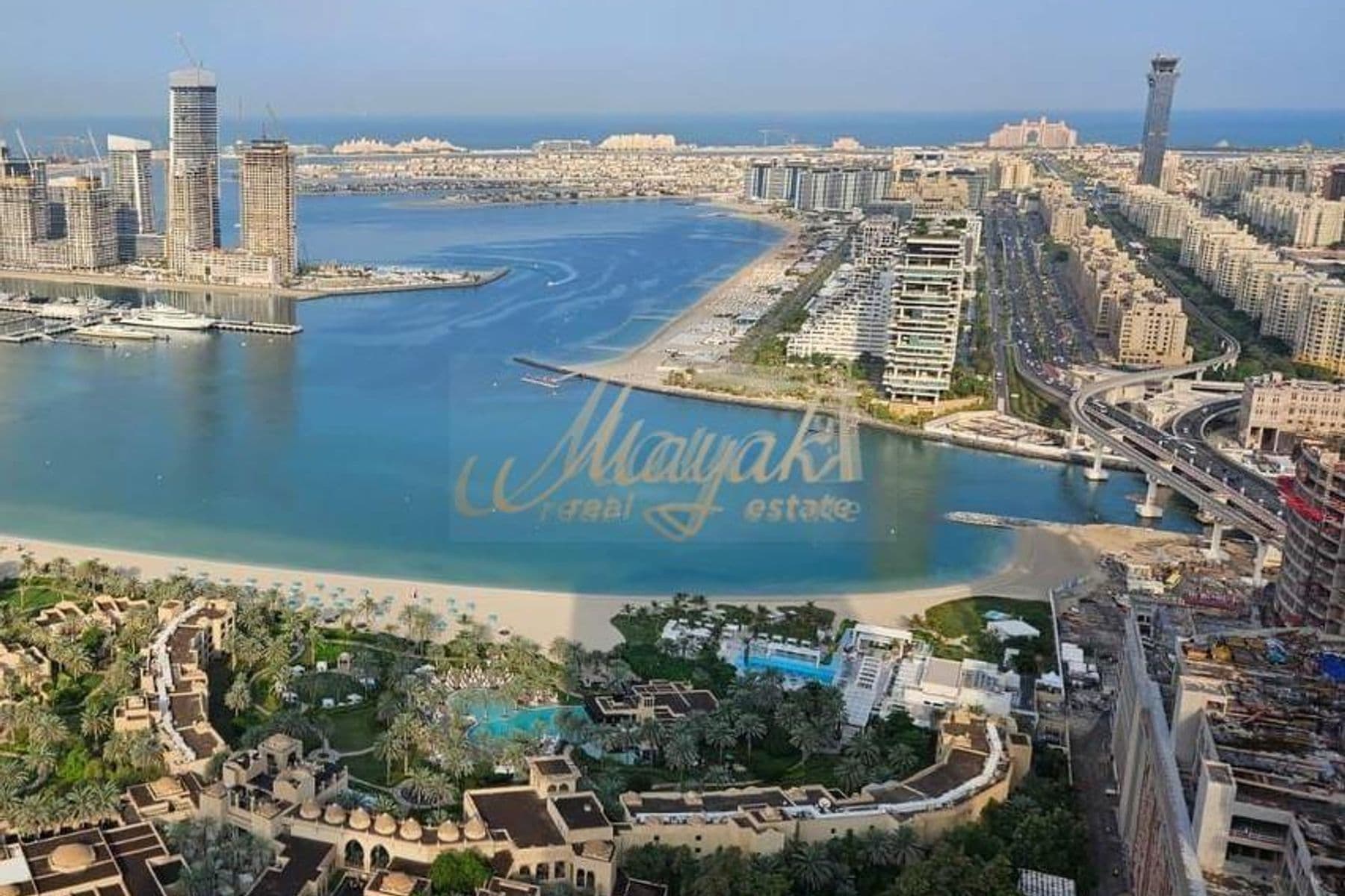 LUXURIOUS BEACHFRONT | PRIME 2-BEDROOM APARTMENT