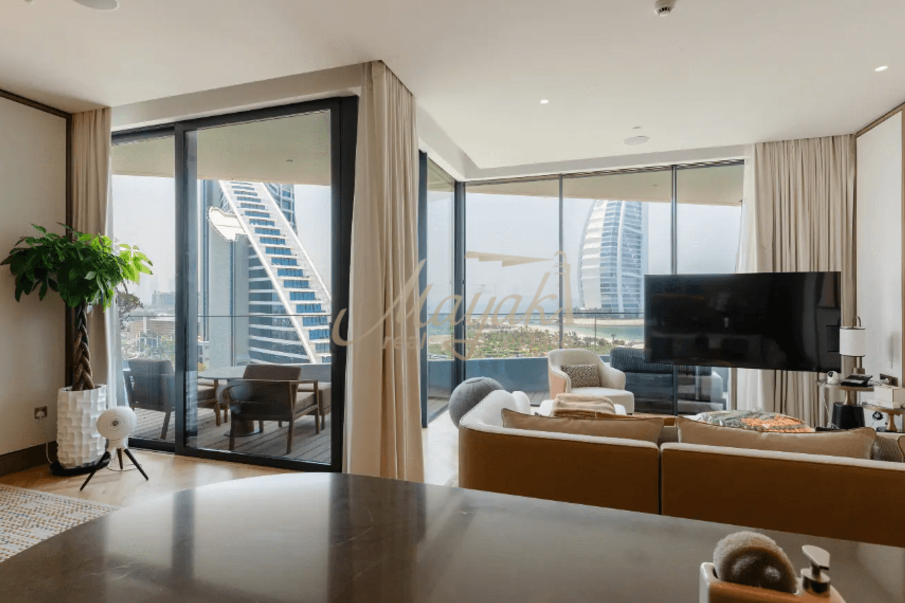 Потрясающая 3-комнатная квартира | Величественный вид на воду | Роскошная жизнь