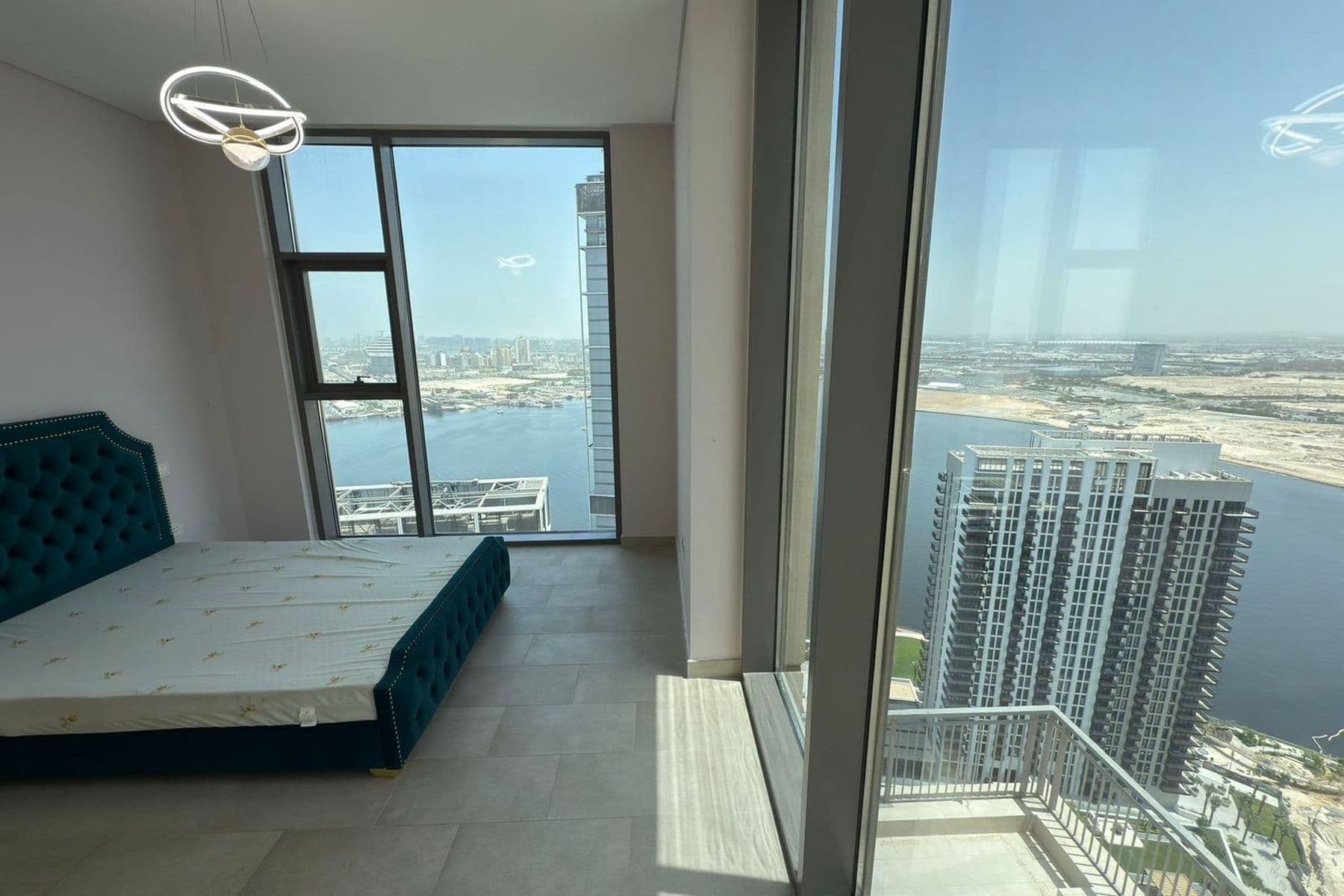 Creek rise penthouse 4bedroom+ maid