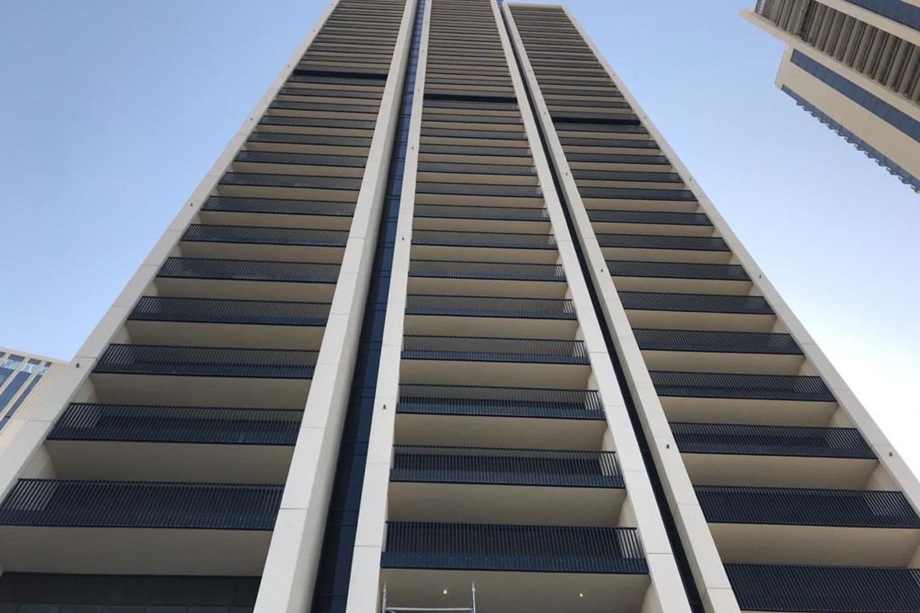 Creek Gate tower 2bedroom canal view