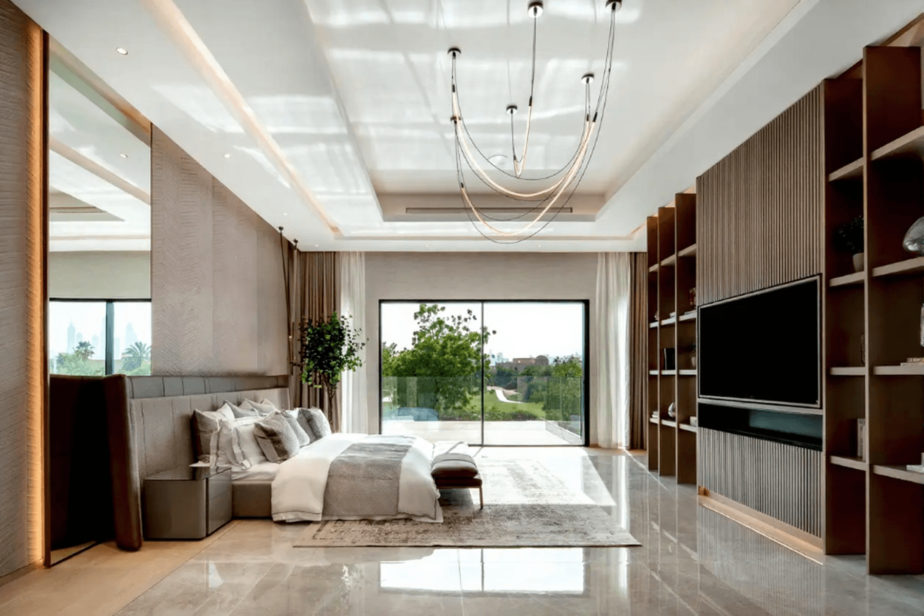 Элегантная вилла на поле для гольфа в престижном районе Дубая.