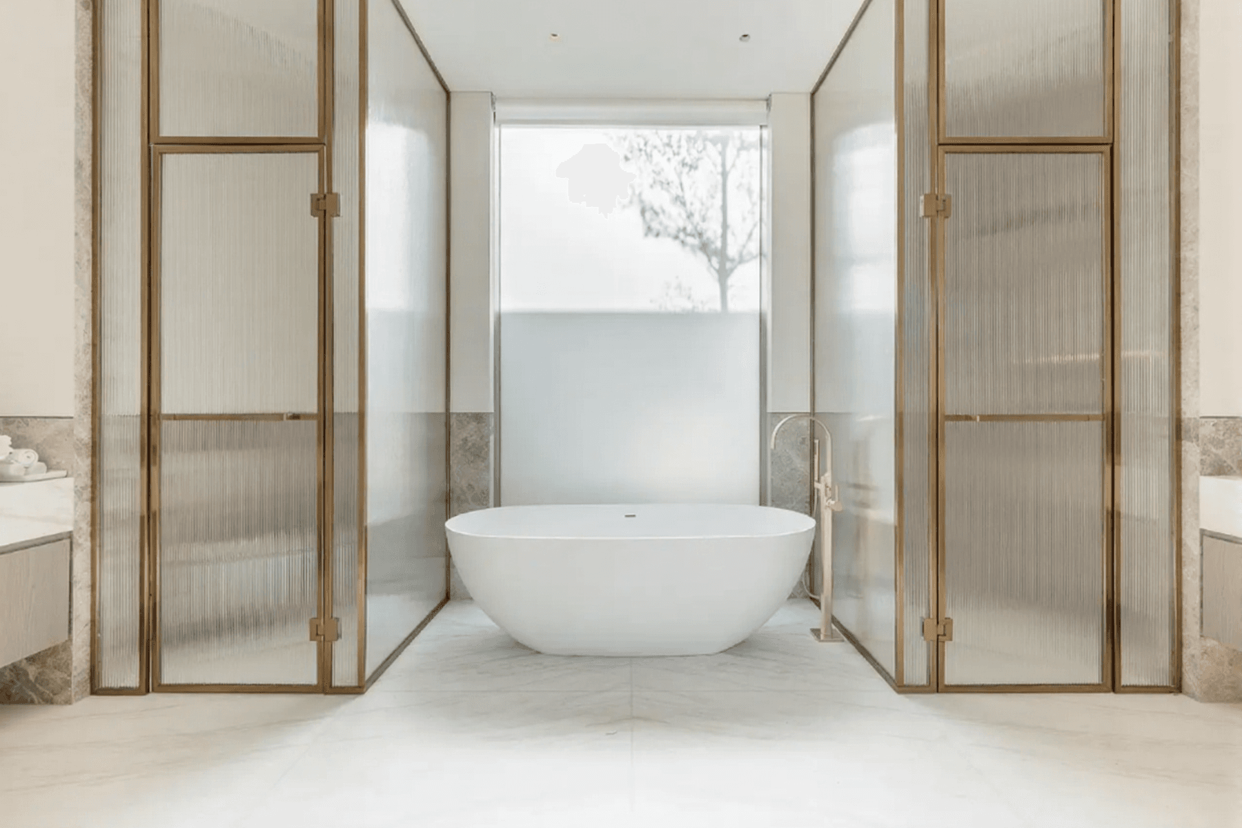 Престижная вилла в жилом комплексе Dubai Hills Estate с террасой на крыше.