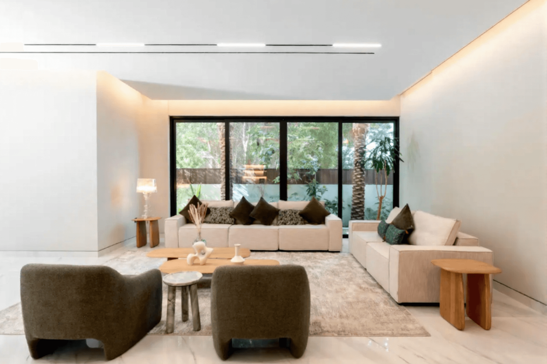 Роскошная вилла Meydan с тихой террасой на крыше.