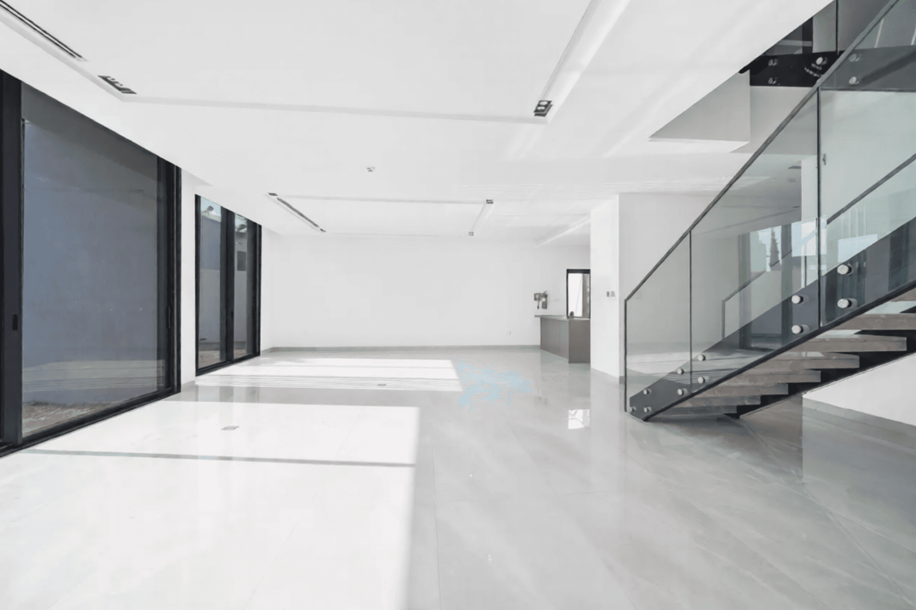 5BR Standalone Villa | Distress Price | Ready Now