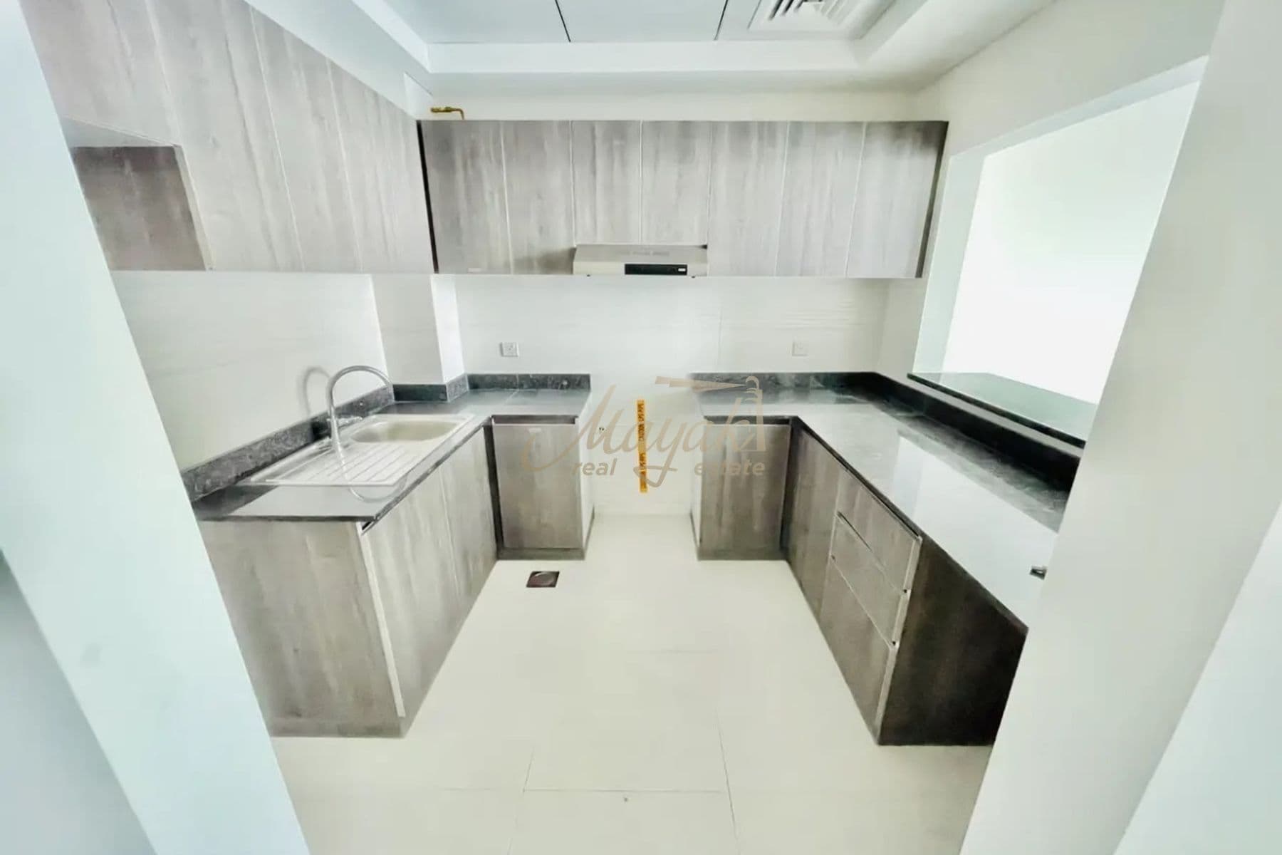 Просторная 1-комнатная квартира | Низкий этаж | Выгодное вложение средств