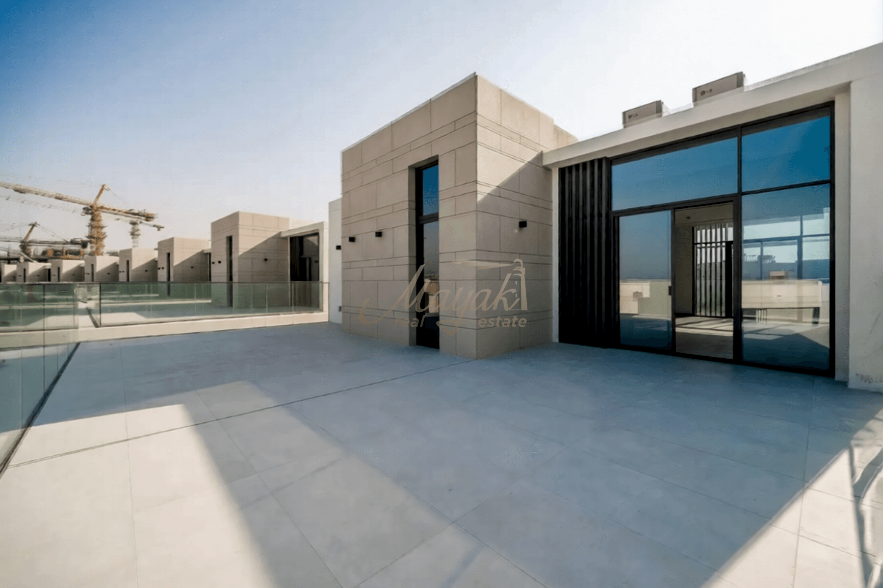 5BR Standalone Villa | Distress Price | Ready Now