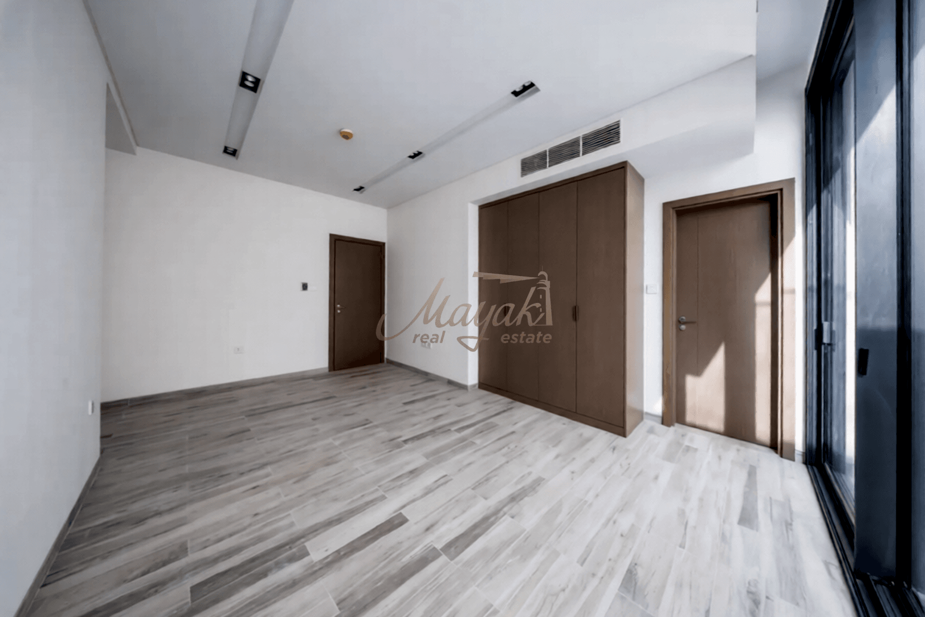 Exclusive Waterfront Villa | Casino Skyline Views | Private Pool