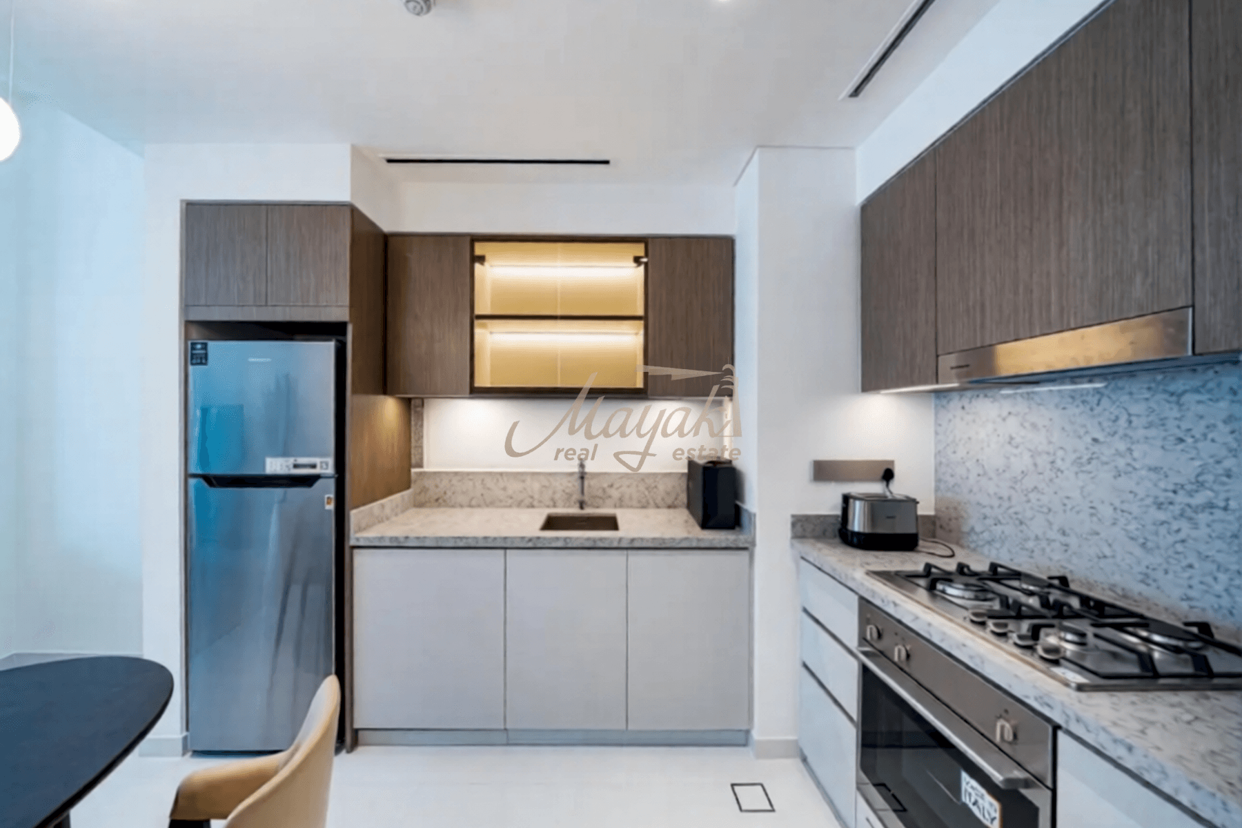 2BR Luxury Apartment | Palm View | Emaar Beachfront