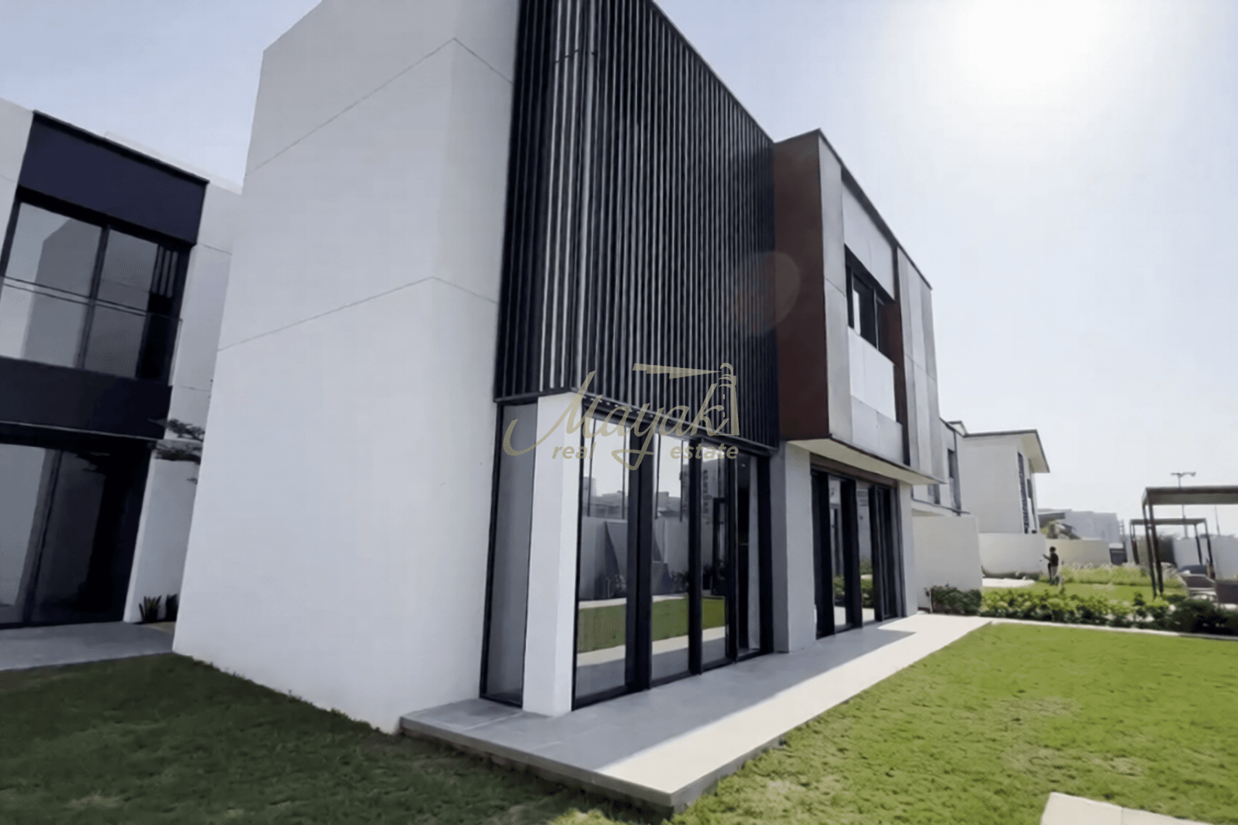 Hot Deal I Corner 5BR Villa I Premium Finishing