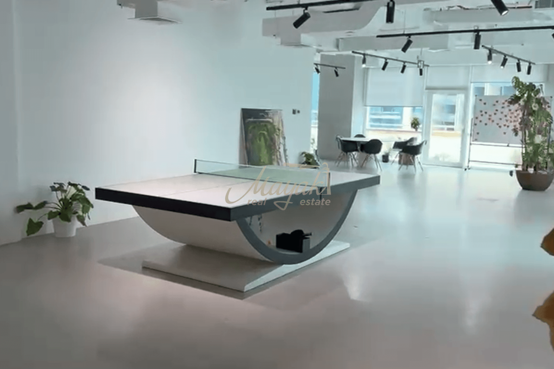 Distress Sale | Full Floor Commercial Unit | Investment Opportunity