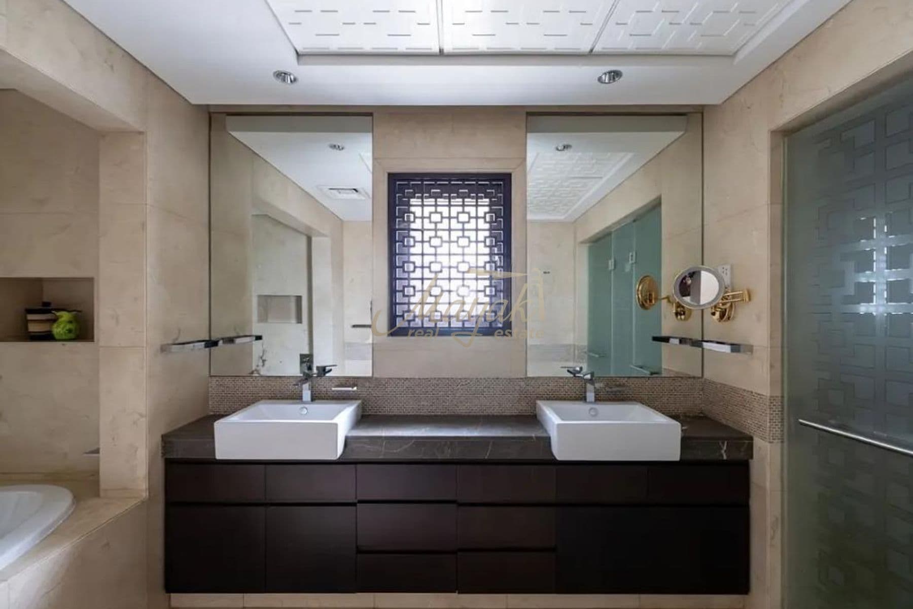 Charming Beachfront and Golf Views | Prime Location