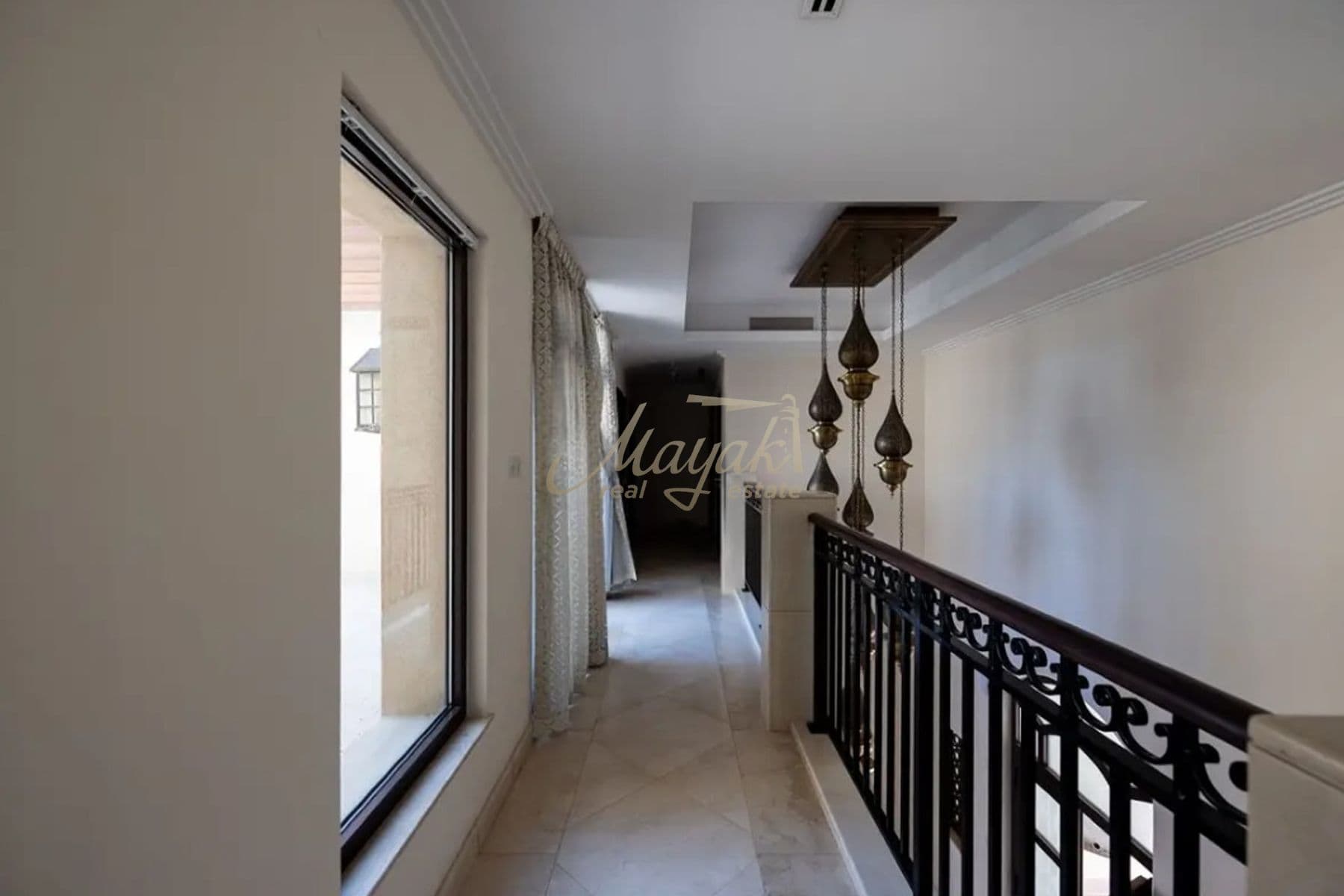 Charming Beachfront and Golf Views | Prime Location