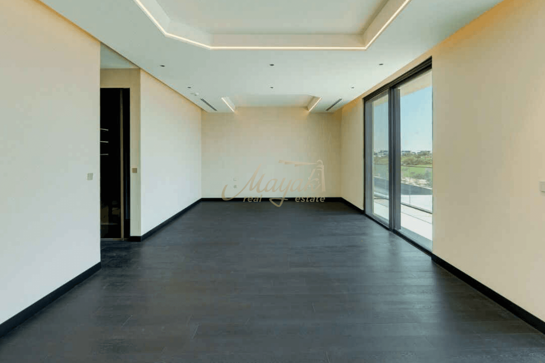 Совершенно новая вилла Lamborghini V8 с 6 спальнями | Расположена в одном ряду | Вид на поле для гольфа