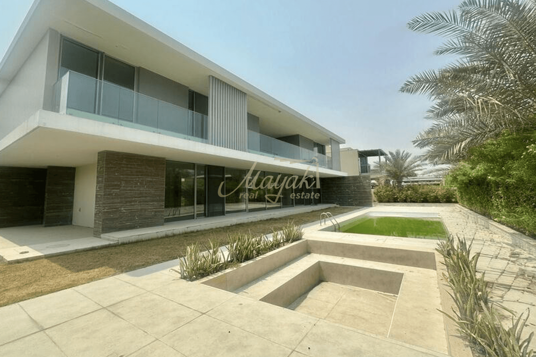 Угловая вилла с 7 спальнями, расположенная в одном ряду | Частный бассейн | Вид на парк и зеленую зону