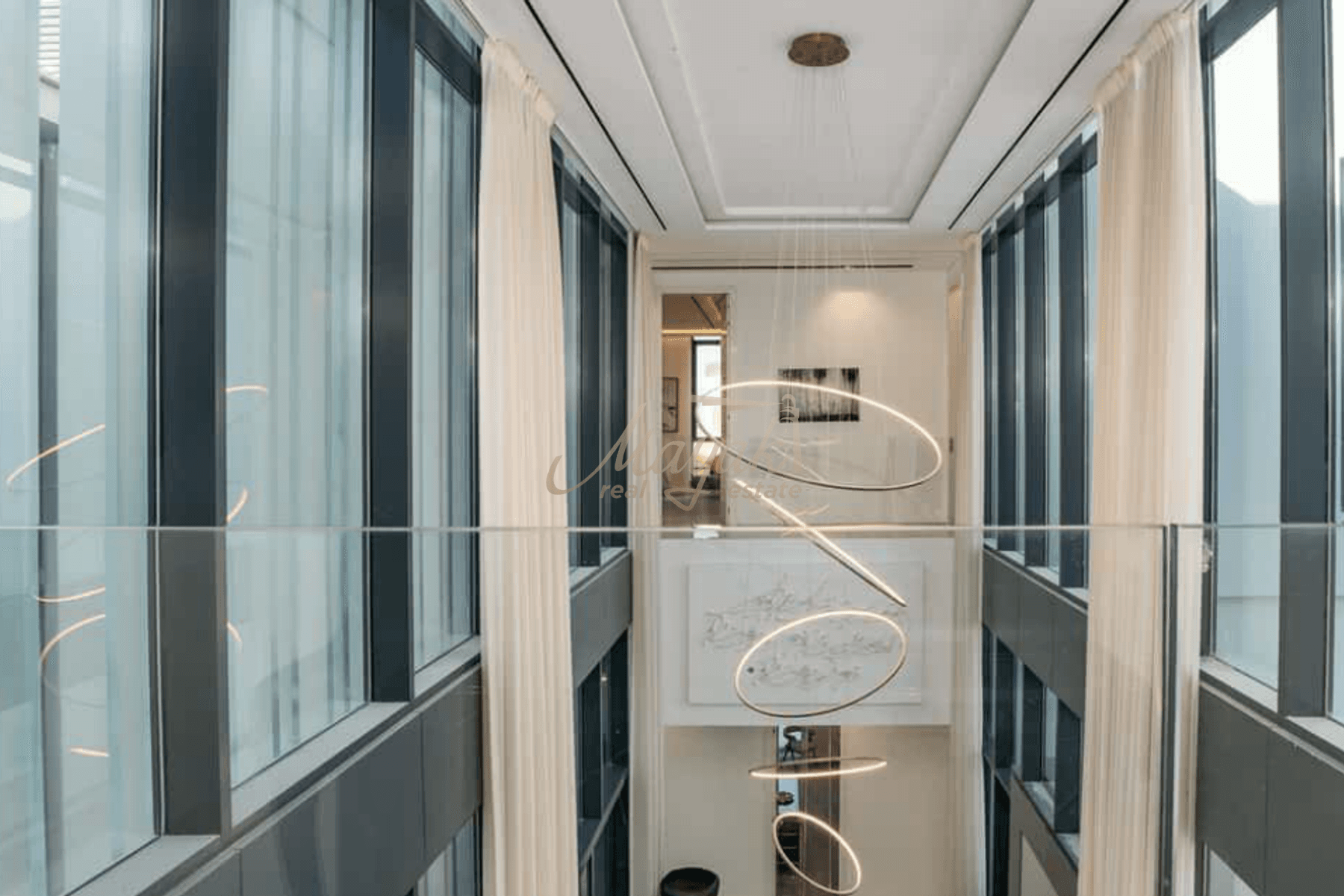 Полностью меблированный современный особняк с 7 спальнями | Подвал, кинозал и спа-зона