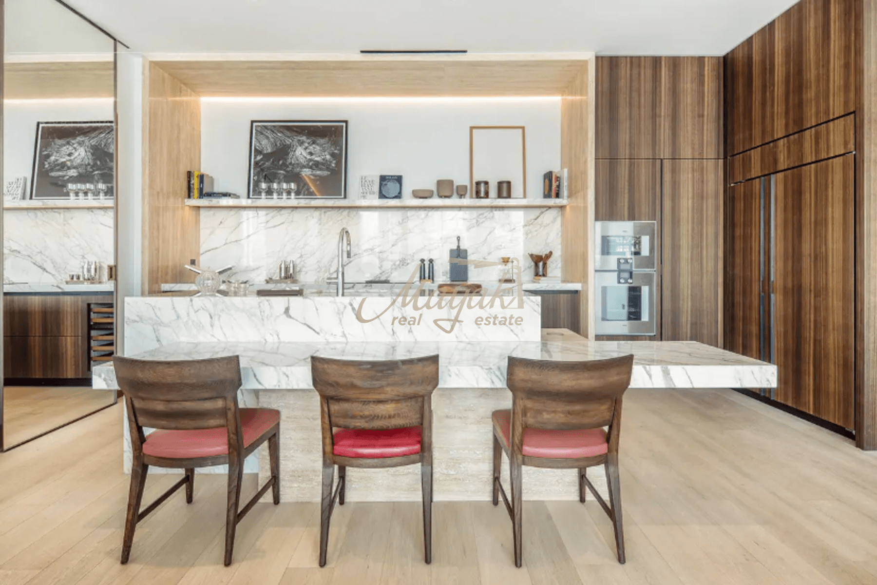Premium 1BR Apartment in Dorchester Collection Dubai
