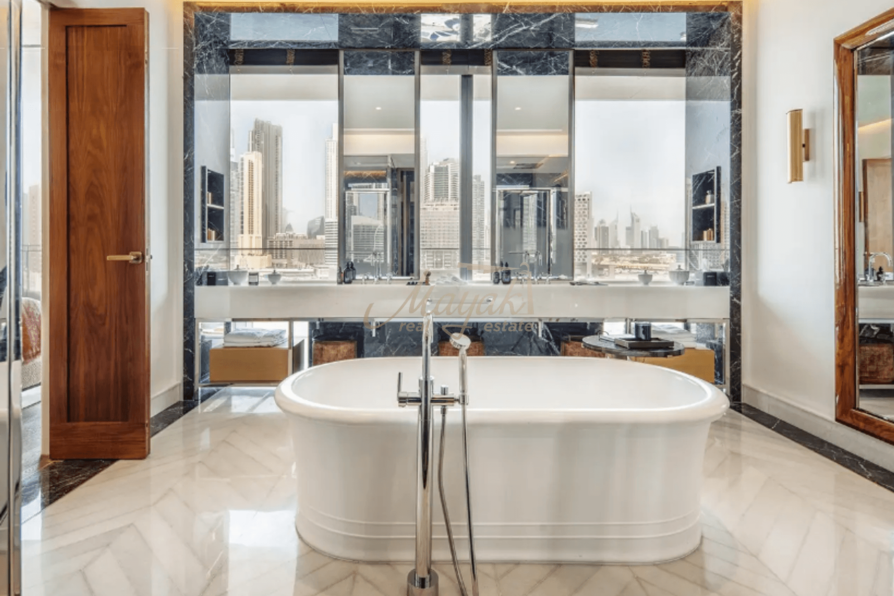 Premium 1BR Apartment in Dorchester Collection Dubai
