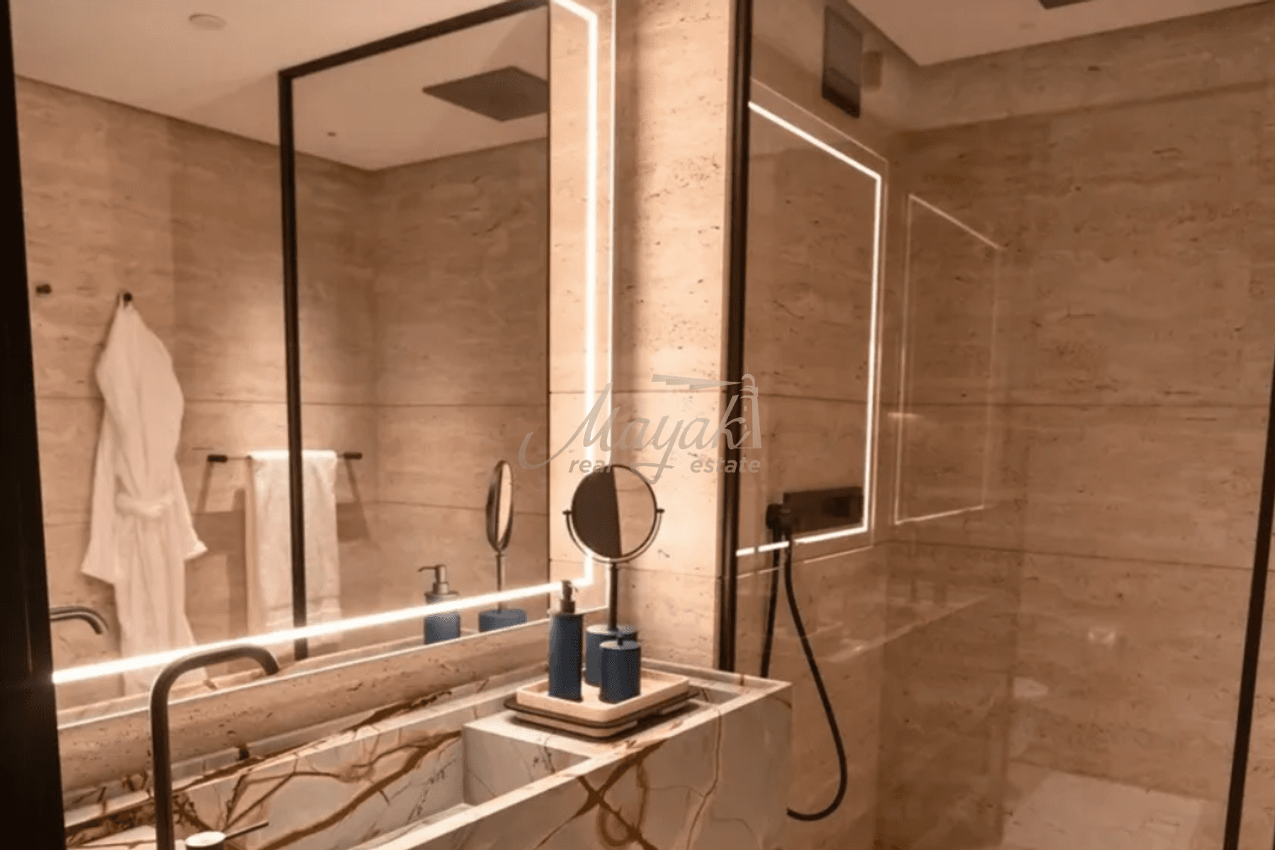 Burj Khalifa Penthouse | 4-BR Designer Luxury