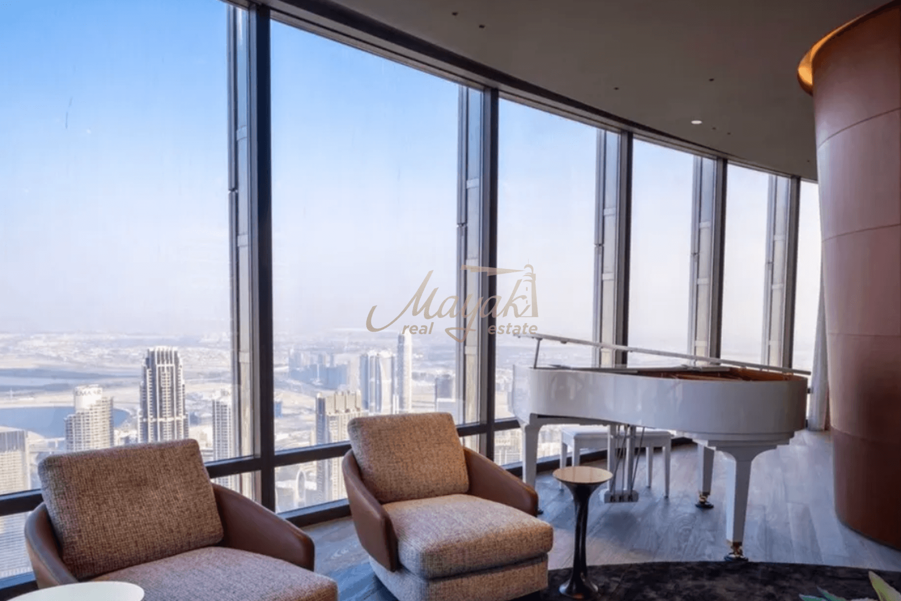 Burj Khalifa Penthouse | 4-BR Designer Luxury