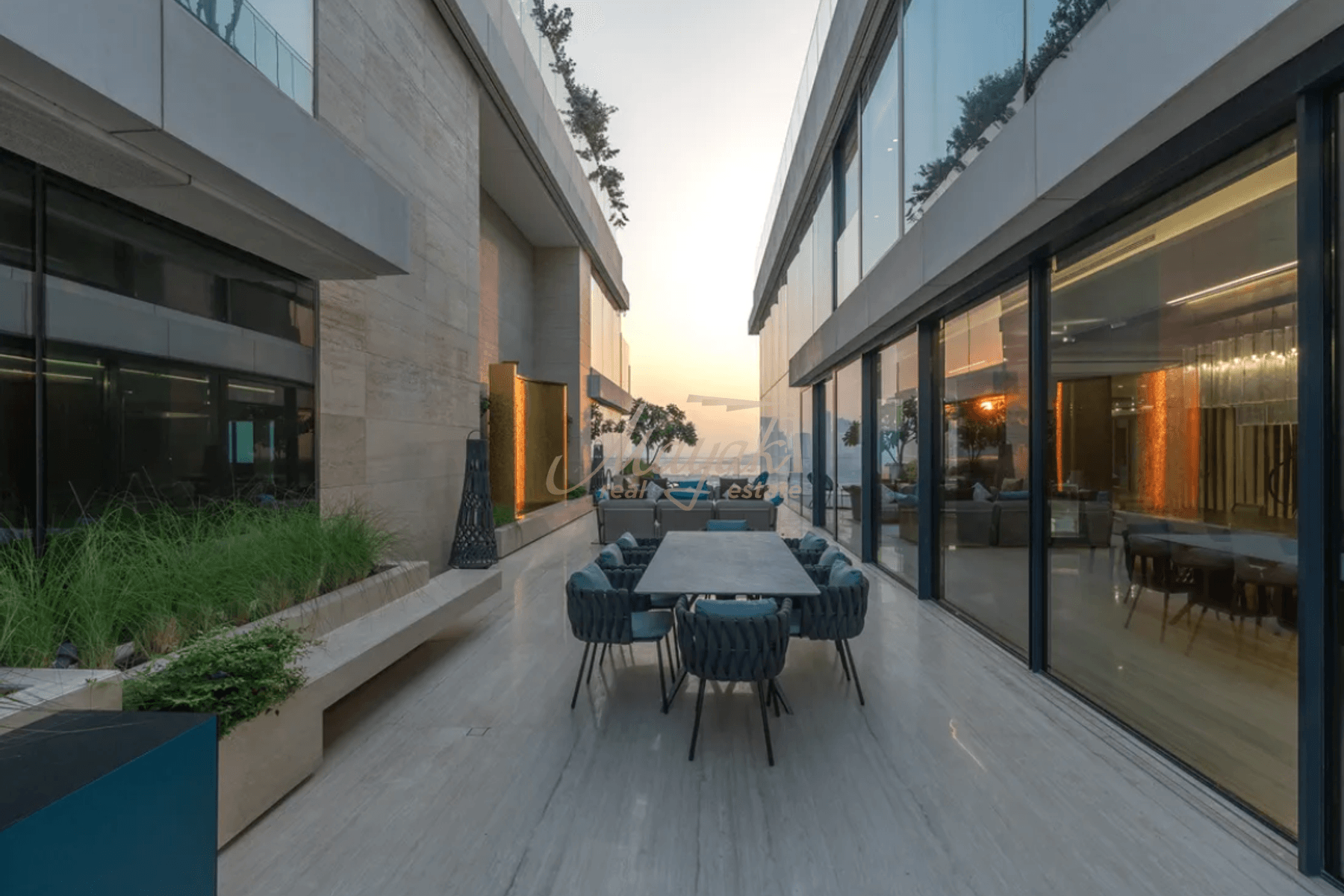 Luxury Duplex with Rooftop Terrace | One at Palm