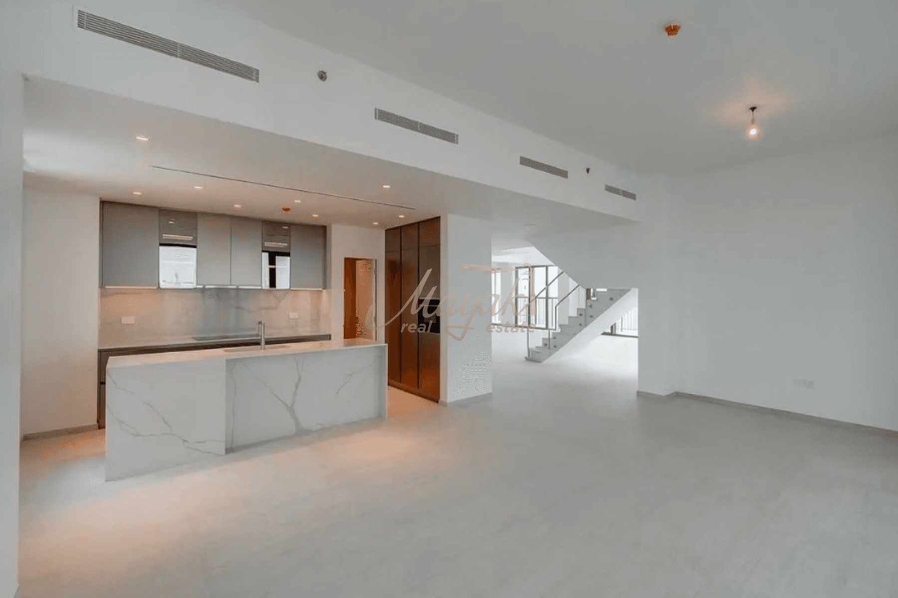 Ready 5BR Triplex Penthouse | Waterfront Living