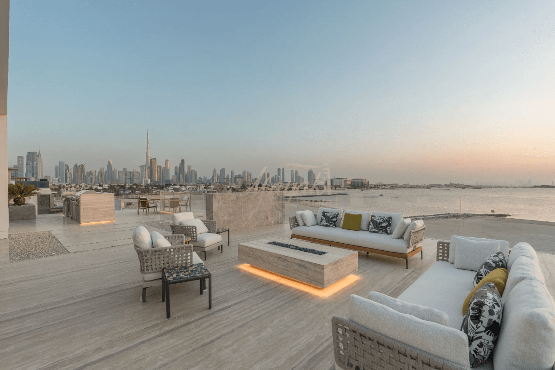 Ultra-Luxury 6-BR Beachfront Villa | La Mer South