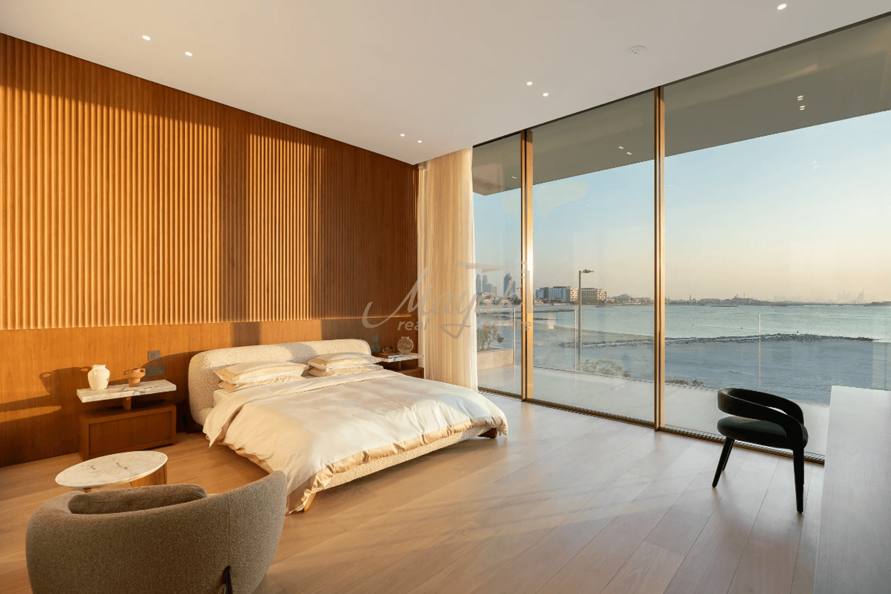 Ultra-Luxury 6-BR Beachfront Villa | La Mer South