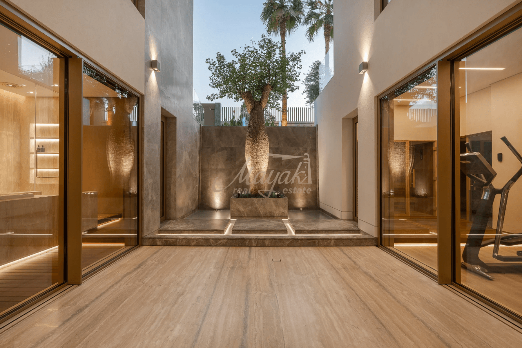 Ultra-Luxury 6-BR Beachfront Villa | La Mer South