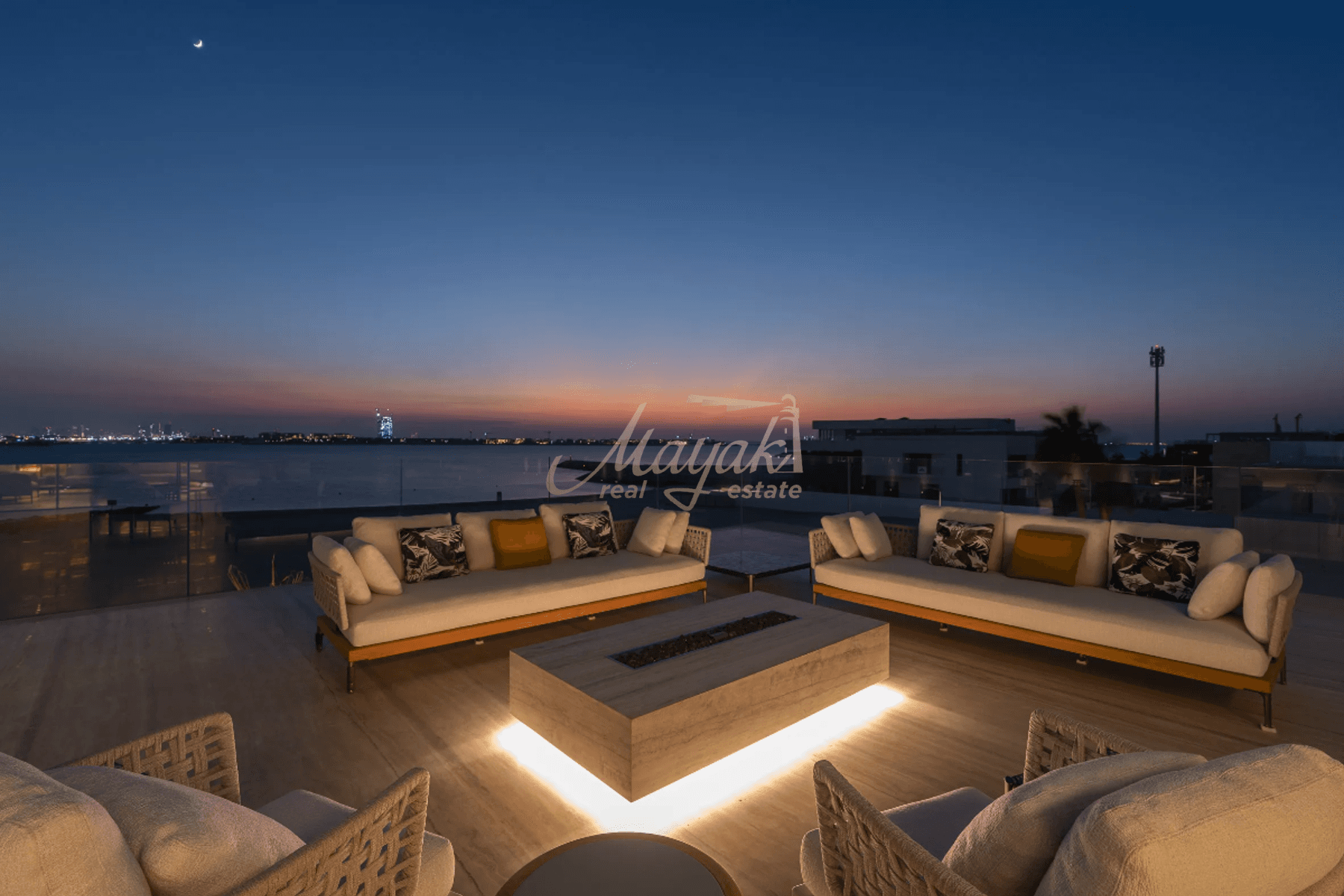 Ultra-Luxury 6-BR Beachfront Villa | La Mer South