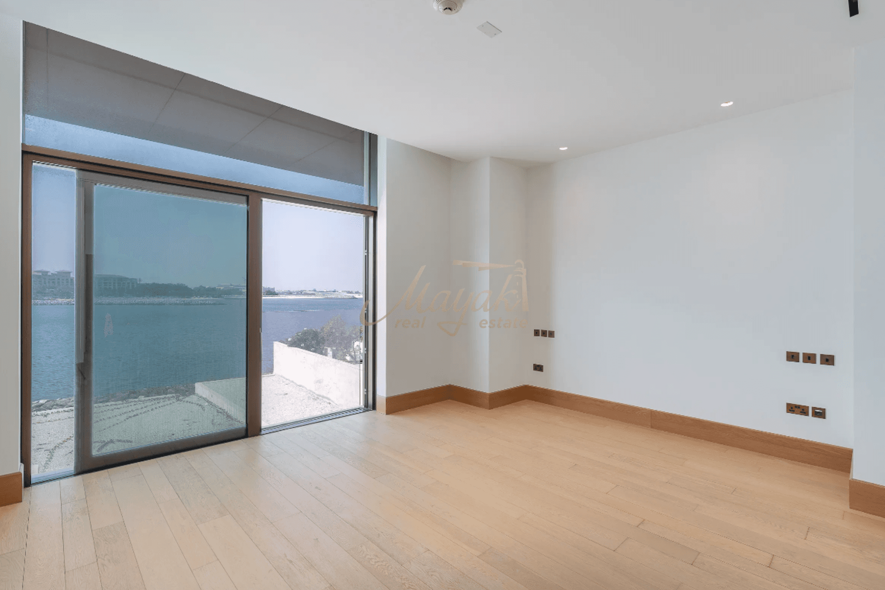 Prestigious Waterfront Mansion in Bulgari Mansion