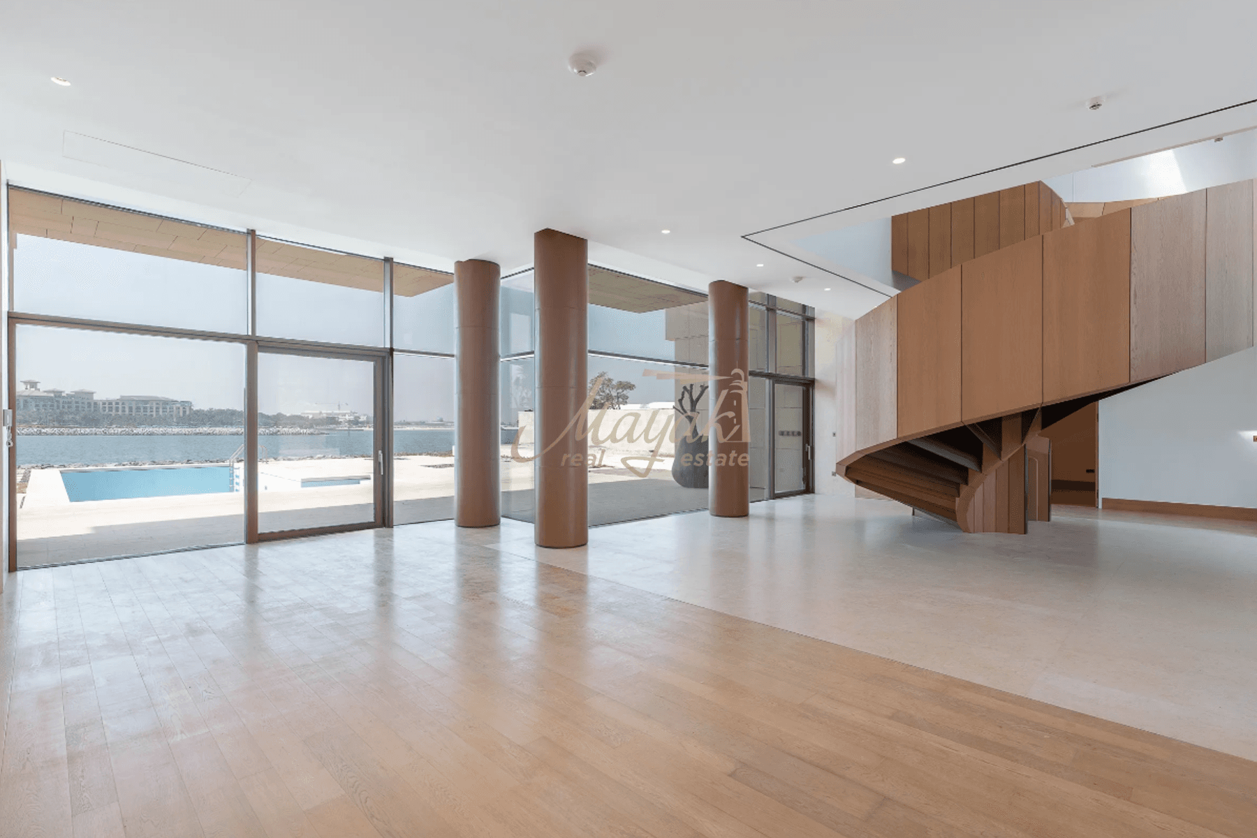 Prestigious Waterfront Mansion in Bulgari Mansion