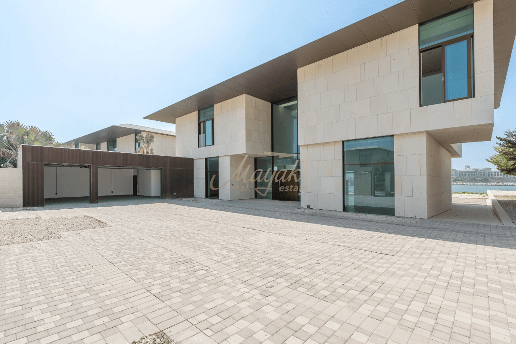 Prestigious Waterfront Mansion in Bulgari Mansion