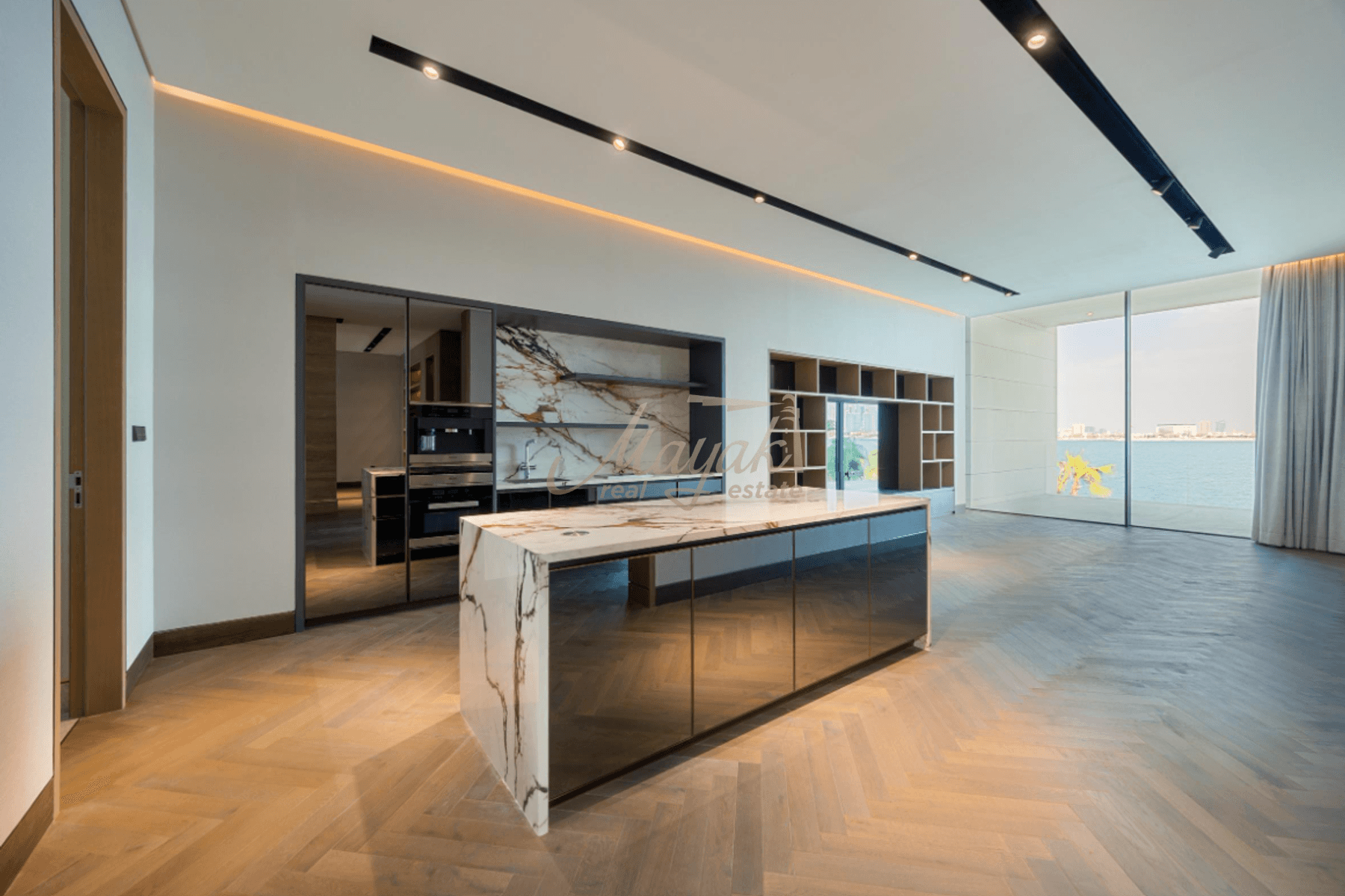 Ultra-Luxury 5Bedroom Villa | Sea & Skyline Views