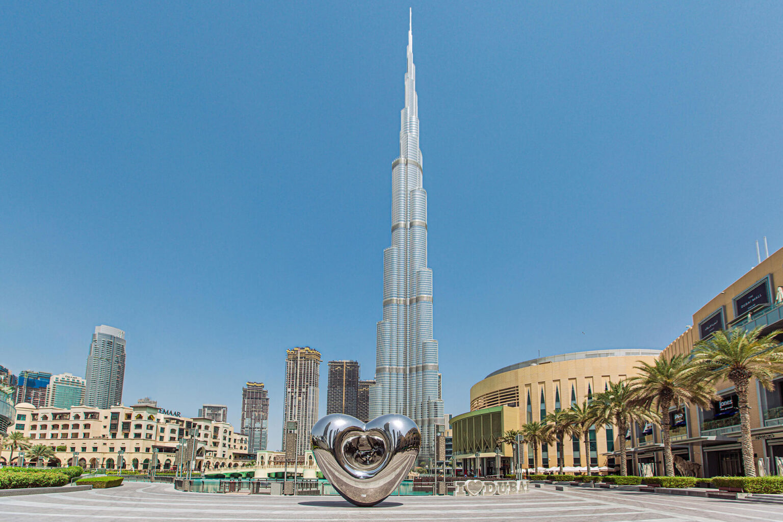 Places to Visit in Dubai: Top 10 Tourist Attractions 01 Places to Visit in Dubai: Top 10 Tourist Attractions 01